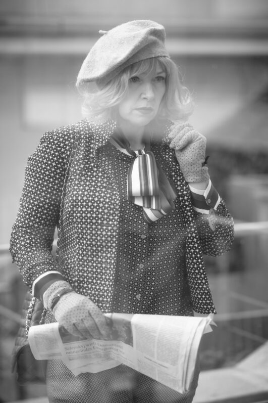 model nicole h 033 34480155
