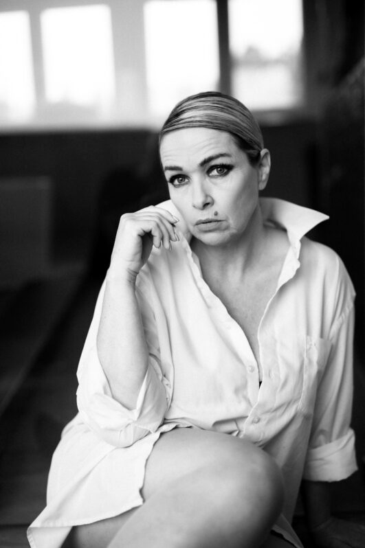 model nicole h 050 53250201
