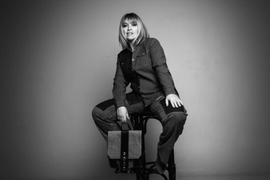 model nicole h 066 15205289