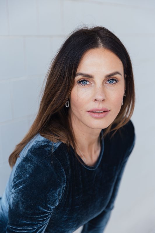 model claudia be 336036