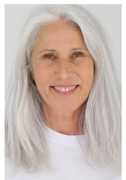 model deborah m 914149