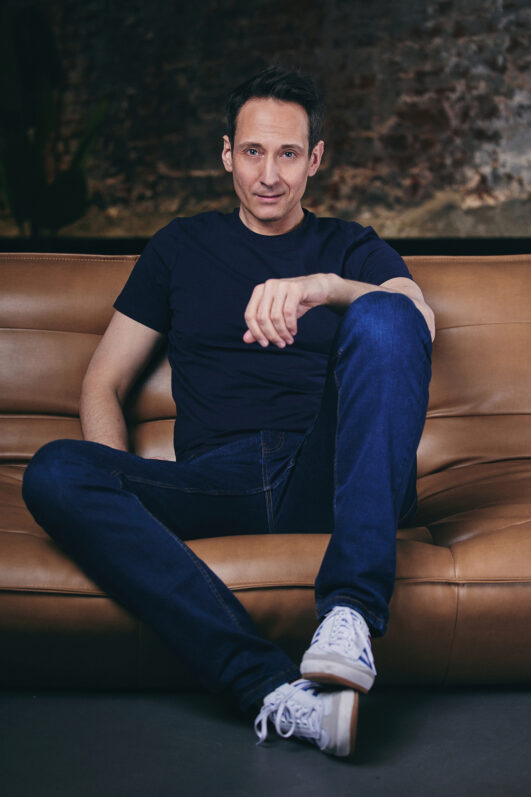 model alexander k 028 73940309
