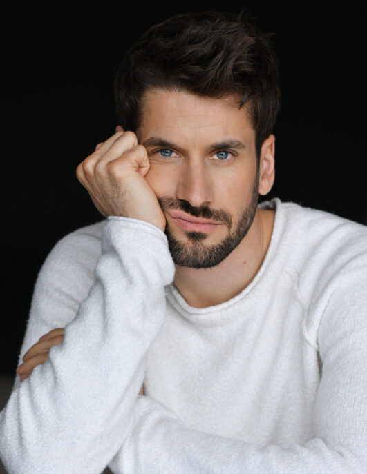 model peter o 377173 jpg